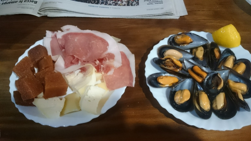 Jamón y Mejillones